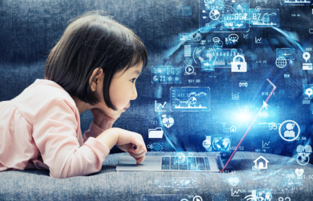 教育デジタル化による課題とは？ICT教育による未来